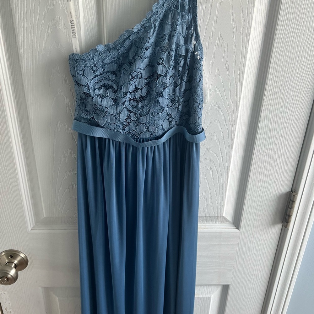 Brand new David’s bridal junior size 6